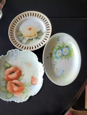 3 Plates Largest Is 8". One Is Signed